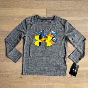 Boys grey under armour long sleeve shirt size 7 nwt